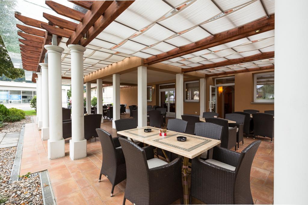 Guest House Tri Zvezde Кочевье Экстерьер фото